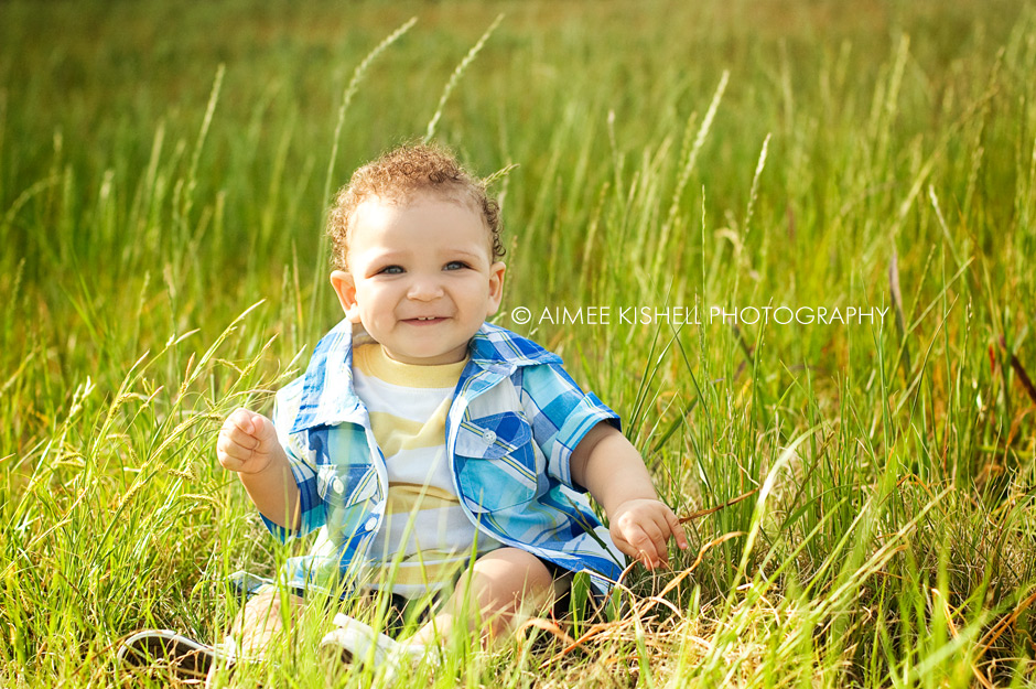 Evan's nine month photo shoot by Aimee Kishell Photography in Houston Texas.